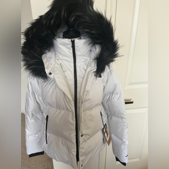 The North Face Jacket - Picture 3 of 11